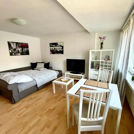 Nice And Comfortable, Centrally Located Apartment 라인펠덴 외부 사진